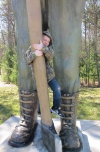 Paul Bunyan and Babe 003